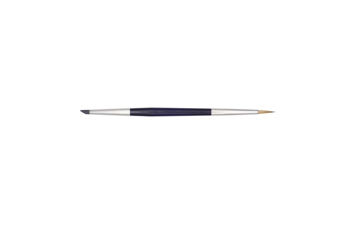 D66092 dual-ended brush: Layering brush and silicone tip triangular shape
