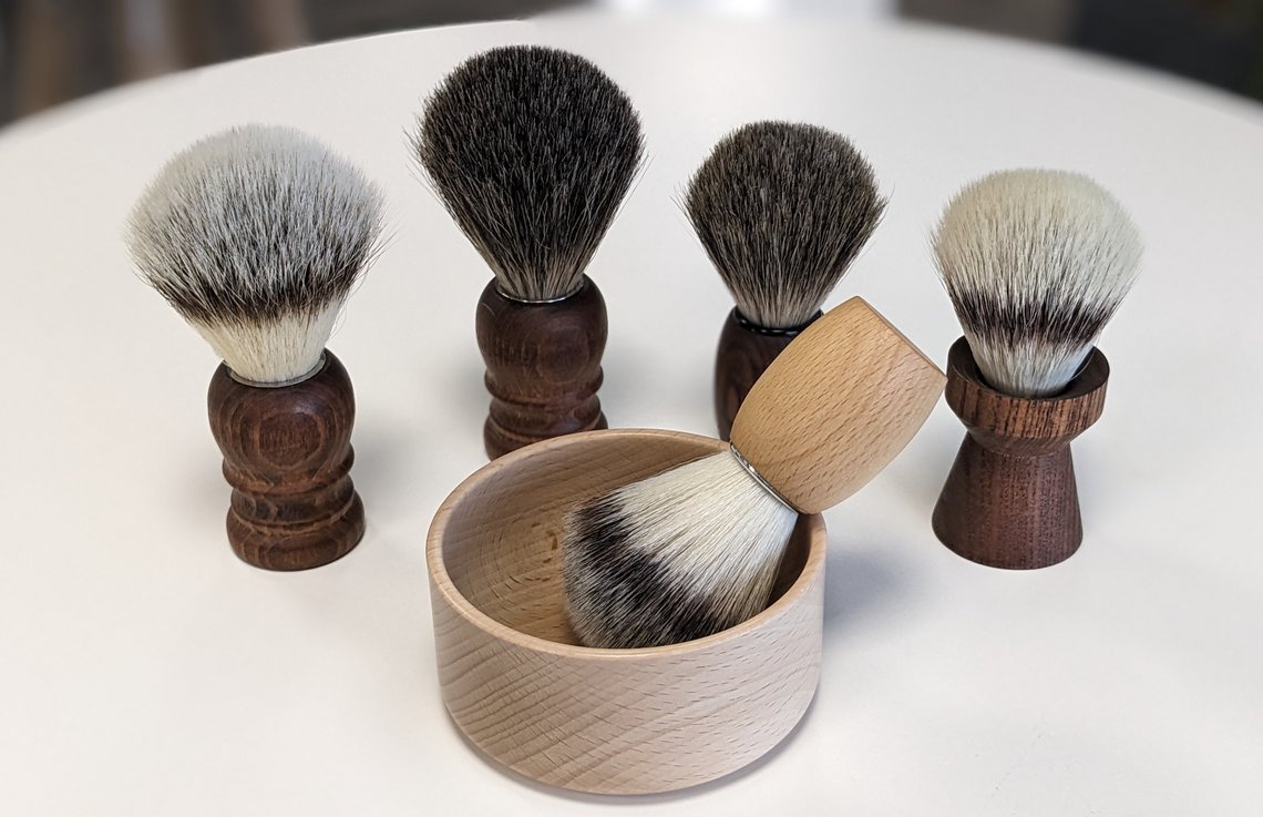 Private label shaving brushes