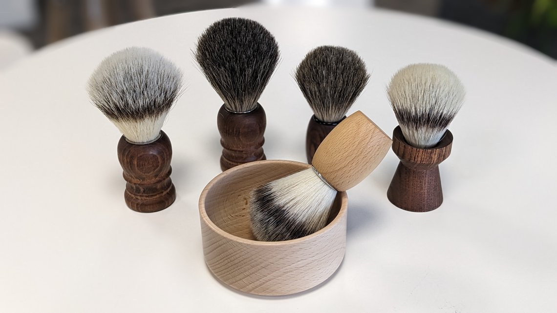 Private label shaving brushes