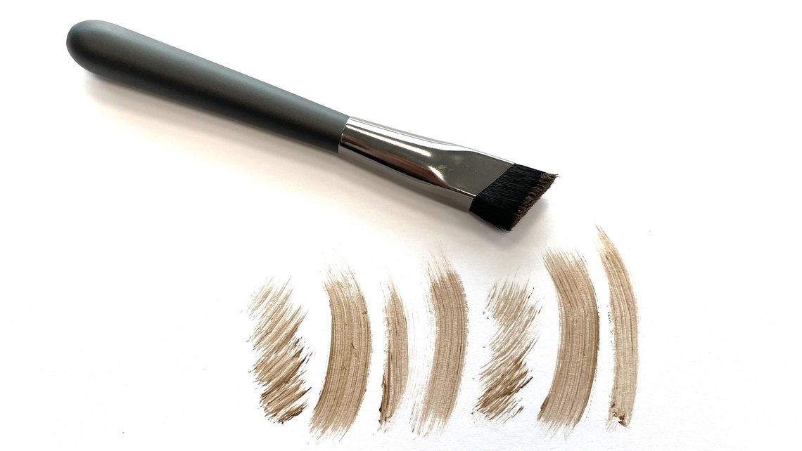 FINA eyebrow brush Cosmoprof 2024