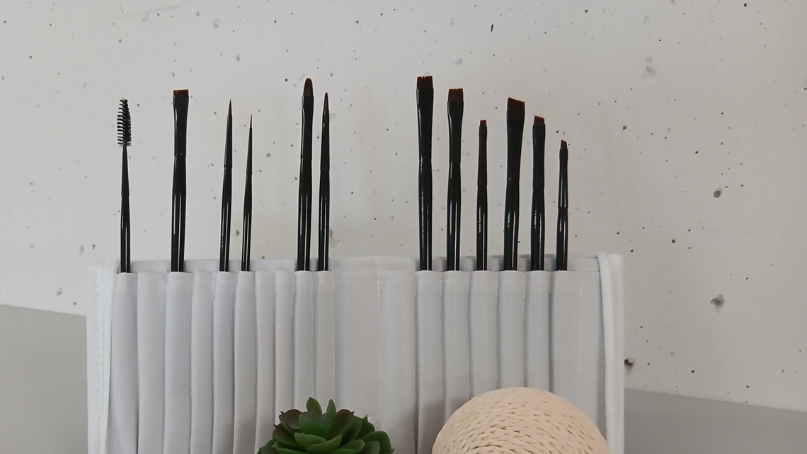 Brow Master collection - brushes made in Germany
