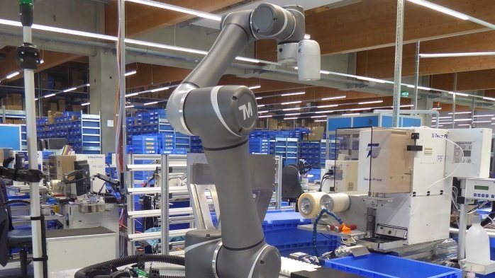 Cobot Zahn brush company