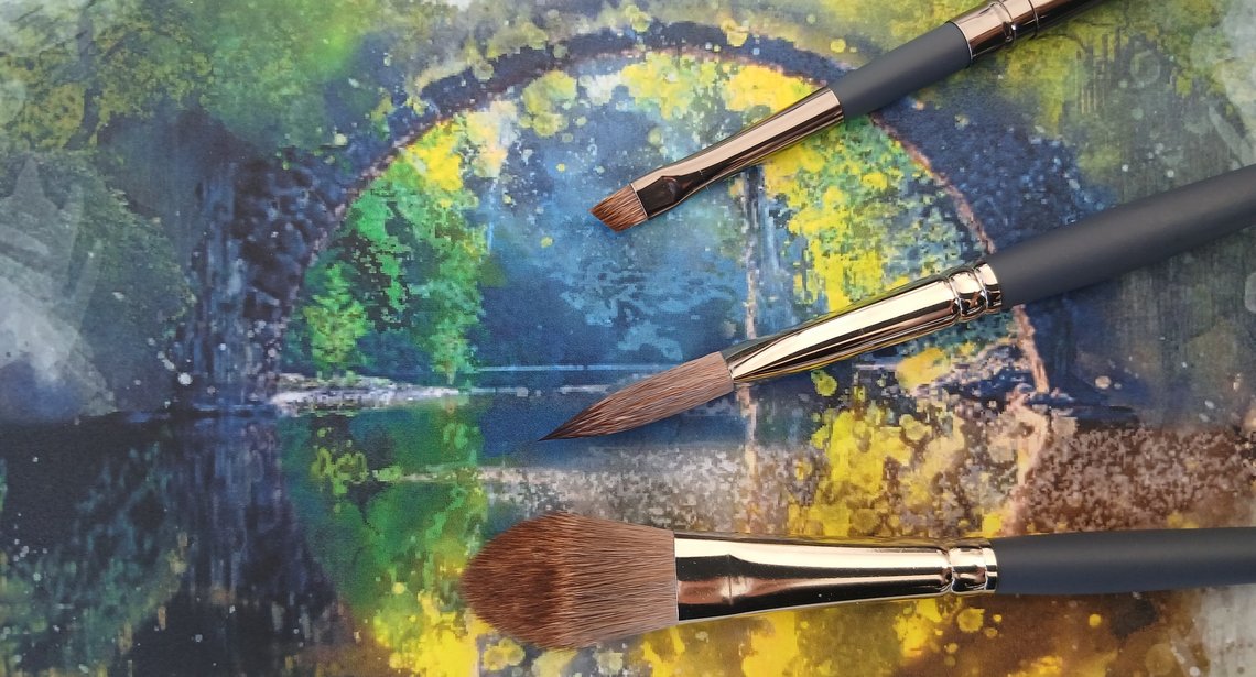 Casin Vegan, Deposo Wash Brush, Trigon Brush & Angled Travel Brush