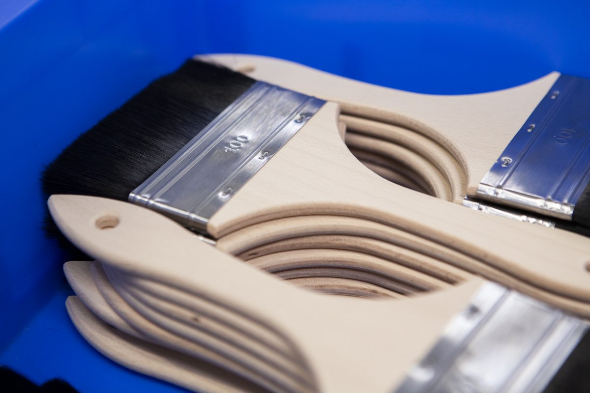 Brush FAQ Zahn brush factory Germany